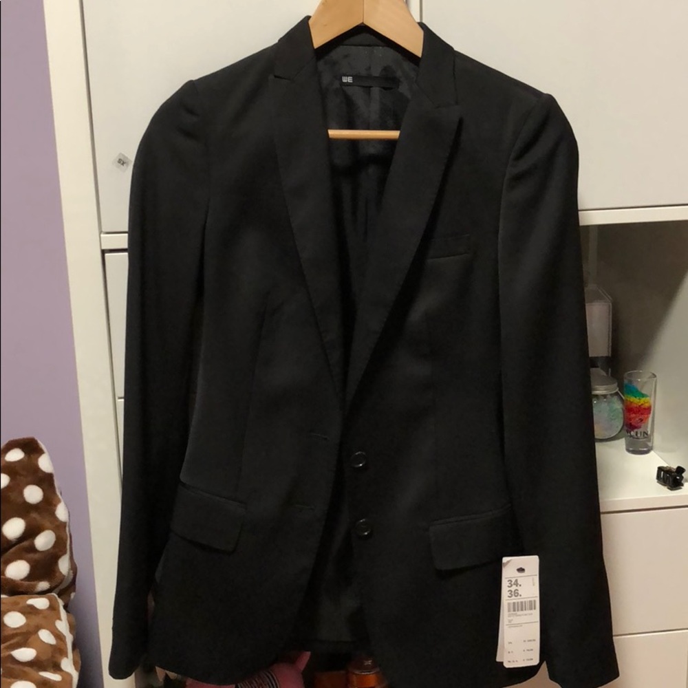 French brand WE blazer